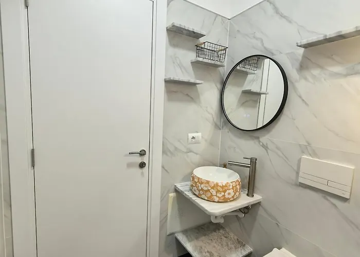 Stylish 3bed Quiet Area Univers Apartmán *